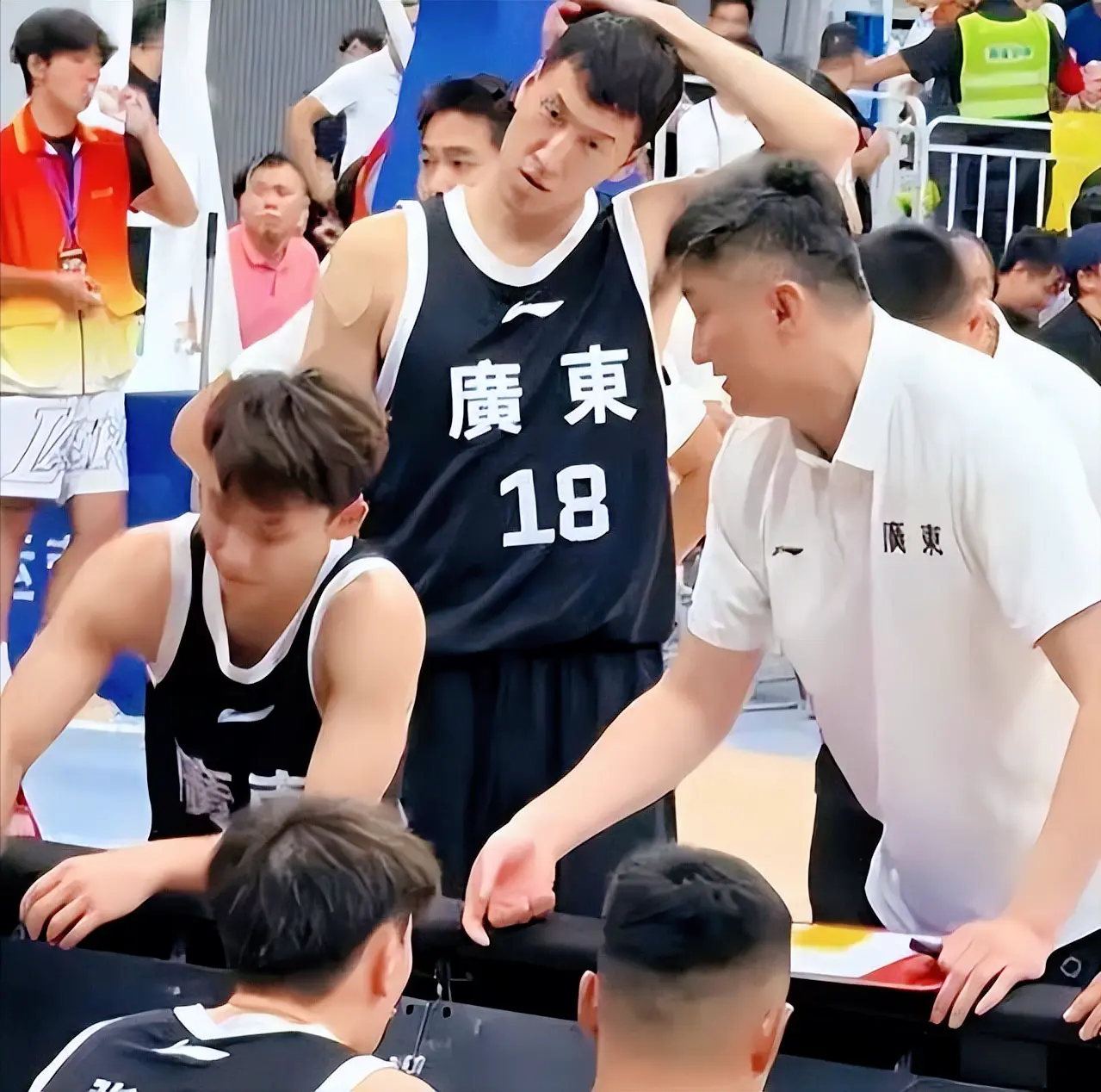 人大名单中, 更主要的是, 人竞争